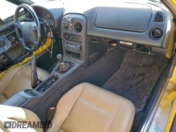 ✅ 1997 Mazda MX-5 Miata • VIN: JM1NA3539V0730262 • Lot: 95009635. Wystawiony na Copart z przebiegiem 44 843 mil. Bezpłatny archiwum sprzedaży aukcyjnych z USA i szczegółowy raport historii pojazdu na DreamBid. Zdjęcie 8.