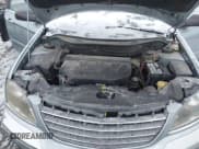 ✅ 2005 Chrysler Pacifica Touring • VIN: 2C4GM684X5R509054 • Lot: 43911461. Listed on IAAI with 186,436 mi. Free auction sales archive from the USA and detailed vehicle history report at DreamBid. Image 10.