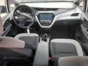 ✅ 2019 Chevrolet Bolt EV LT • VIN: 1G1FW6S05K4109258 • Lot: 46063545. Wystawiony na Copart z przebiegiem 35 925 mil. Bezpłatny archiwum sprzedaży aukcyjnych z USA i szczegółowy raport historii pojazdu na DreamBid. Zdjęcie 8.