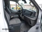 ✅ 2025 Ford Transit Passenger XL • VIN: 1FBAX2C83SKA30165 • Lot: 43356363. Listed on IAAI with 7,618 mi. Free auction sales archive from the USA and detailed vehicle history report at DreamBid. Image 5.