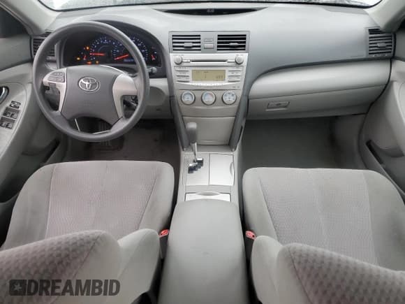 ✅ 2010 Toyota Camry • VIN: 4T1BF3EK9AU566232 • Лот: 92384515. Опубликован ранее на Copart с пробегом 206 096 миль. Бесплатный доступ к архиву аукционных продаж из США и подробный отчёт об истории автомобиля на DreamBid. Изображение 8.