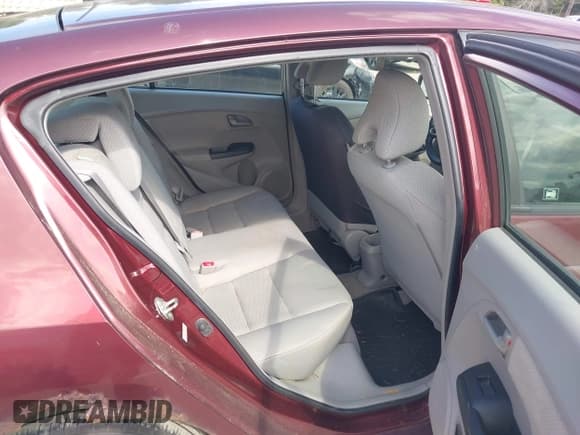 ✅ 2011 Honda Insight • VIN: JHMZE2H37BS012364 • Lot: 42699918. Listed on IAAI with 152,201 mi. Free auction sales archive from the USA and detailed vehicle history report at DreamBid. Image 8.