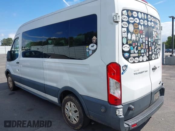 ✅ 2015 Ford Transit XL • VIN: 1FBZX2CM7FKB05987 • Lot: 43310078. Wystawiony na IAAI z przebiegiem 273 147 mil. Bezpłatny archiwum sprzedaży aukcyjnych z USA i szczegółowy raport historii pojazdu na DreamBid. Zdjęcie 3.