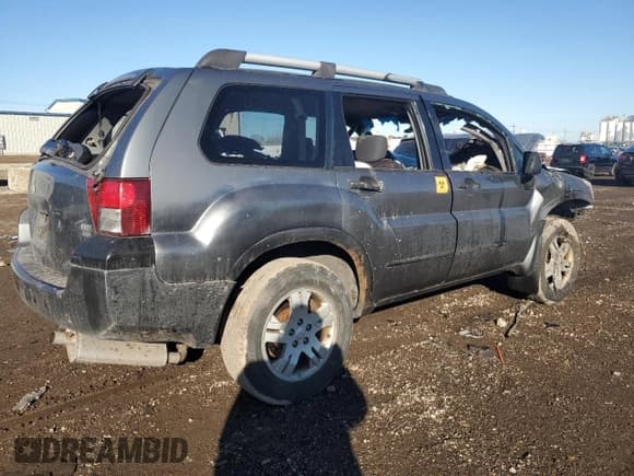 ✅ 2005 Mitsubishi Endeavor LS • VIN: 4A4MN21S95E065592 • Lot: 46726875. Wystawiony na Copart z przebiegiem Nie podano. Bezpłatny archiwum sprzedaży aukcyjnych z USA i szczegółowy raport historii pojazdu na DreamBid. Zdjęcie 3.