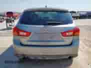 2013 Mitsubishi Outlander ES z VIN 4A4AR3AU7DE002388, wystawiony jako Copart lot #71191145 z przebiegiem 210 627 mil mil oraz Szkoda całkowita • Salvage title. Historia ofert i sprzedaży dostępna na DreamBid. Obrazek 6.