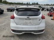 ✅ 2016 Ford Focus ST • VIN: 1FADP3L96GL310435 • Lot: 87109245. Listed on Copart with 157,550 mi. Free auction sales archive from the USA and detailed vehicle history report at DreamBid. Image 6.