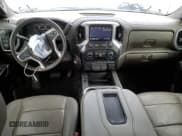 ✅ 2021 Chevrolet Silverado 1500 RST • VIN: 3GCUYEETXMG218619 • Лот: 85091355. Опубликован ранее на Copart с пробегом 163 439 миль. Бесплатный доступ к архиву аукционных продаж из США и подробный отчёт об истории автомобиля на DreamBid. Изображение 8.