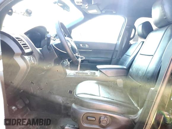 ✅ 2018 Ford Police Interceptor Utility • VIN: 1FM5K8AT0JGC74729 • Лот: 57815445. Опубликован ранее на Copart с пробегом 148 226 миль. Бесплатный доступ к архиву аукционных продаж из США и подробный отчёт об истории автомобиля на DreamBid. Изображение 7.