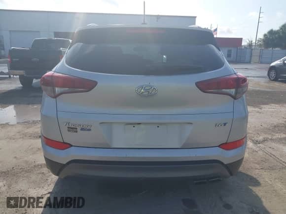 2016 Hyundai Tucson Limited z VIN KM8J33A25GU227907, wystawiony jako IAAI lot #42211605 z przebiegiem 142 578 mil mil oraz . Historia ofert i sprzedaży dostępna na DreamBid. Obrazek 16.