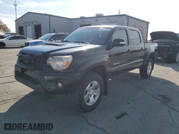 ✅ 2014 Toyota Tacoma PreRunner • VIN: 5TFJU4GN3EX063559 • Lot: 91472145. Wystawiony na Copart z przebiegiem 157 342 mil. Bezpłatny archiwum sprzedaży aukcyjnych z USA i szczegółowy raport historii pojazdu na DreamBid. Zdjęcie 1.
