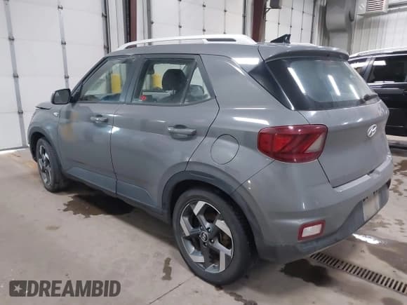 ✅ 2020 Hyundai Venue SEL • VIN: KMHRC8A34LU016992 • Lot: 42124260. Listed on IAAI with 60,682 mi. Free auction sales archive from the USA and detailed vehicle history report at DreamBid. Image 3.