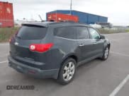✅ 2009 Chevrolet Traverse 1LT • VIN: 1GNEV23D39S131594 • Lot: 43439330. Wystawiony na IAAI z przebiegiem 211 508 mil. Bezpłatny archiwum sprzedaży aukcyjnych z USA i szczegółowy raport historii pojazdu na DreamBid. Zdjęcie 4.