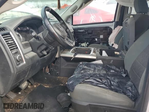 ✅ 2018 Ram 1500 Big Horn • VIN: 1C6RR7GG3JS231593 • Lot: 86125855. Wystawiony na Copart z przebiegiem 77 731 mil. Bezpłatny archiwum sprzedaży aukcyjnych z USA i szczegółowy raport historii pojazdu na DreamBid. Zdjęcie 7.