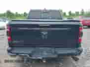 2019 Ram 1500 Big Horn z VIN 1C6SRFFT5KN510909, wystawiony jako IAAI lot #42685226 z przebiegiem 98 252 mil mil oraz . Historia ofert i sprzedaży dostępna na DreamBid. Obrazek 16.