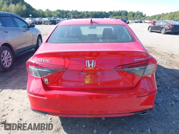 ✅ 2022 Honda Civic Sport • VIN: 2HGFE2F59NH592917 • Lot: 43173886. Wystawiony na IAAI z przebiegiem 27 531 mil. Bezpłatny archiwum sprzedaży aukcyjnych z USA i szczegółowy raport historii pojazdu na DreamBid. Zdjęcie 16.