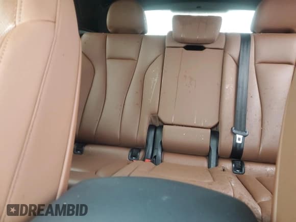 ✅ 2019 Audi Q8 Prestige • VIN: WA1CVBF17KD033495 • Lot: 43516605. Wystawiony na Copart z przebiegiem 61 202 mil. Bezpłatny archiwum sprzedaży aukcyjnych z USA i szczegółowy raport historii pojazdu na DreamBid. Zdjęcie 10.