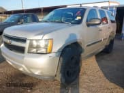 ✅ 2007 Chevrolet Tahoe LS • VIN: 1GNFC130X7R350851 • Lot: 43748411. Listed on IAAI with 172,770 mi. Free auction sales archive from the USA and detailed vehicle history report at DreamBid. Image 6.