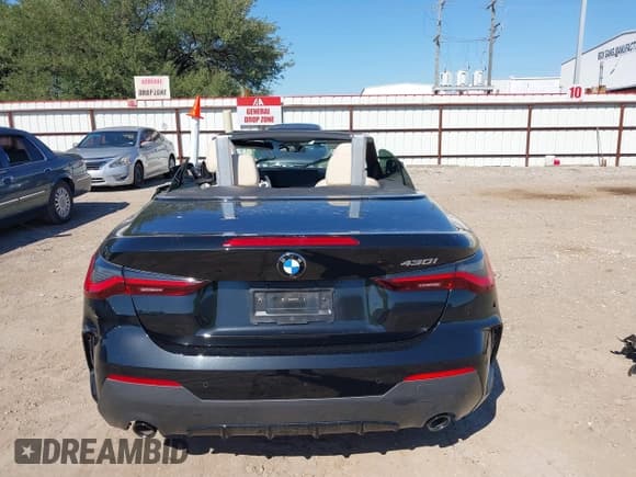 ✅ 2024 BMW 4 Series 430i • VIN: WBA23AT02RCP16277 • Lot: 43606221. Wystawiony na IAAI z przebiegiem Nie podano. Bezpłatny archiwum sprzedaży aukcyjnych z USA i szczegółowy raport historii pojazdu na DreamBid. Zdjęcie 17.