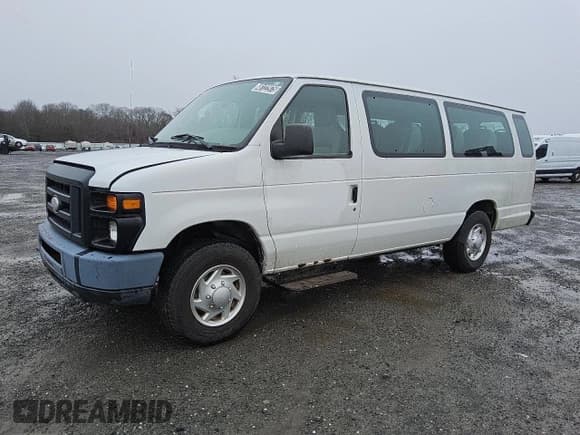 ✅ 2014 Ford Econoline Cargo Commercial • VIN: 1FTNS2EW2EDA67157 • Лот: 52833565. Опубликован ранее на Copart с пробегом 136 783 миль. Бесплатный доступ к архиву аукционных продаж из США и подробный отчёт об истории автомобиля на DreamBid. Изображение 1.