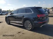✅ 2018 Audi Q7 • VIN: WA1LHBF72JD033737 • Лот: 58174945. Опубликован ранее на Copart с пробегом 100 104 миль. Бесплатный доступ к архиву аукционных продаж из США и подробный отчёт об истории автомобиля на DreamBid. Изображение 2.
