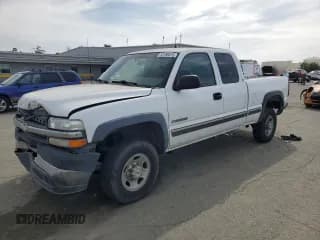 ✅ 2001 Chevrolet Silverado 2500HD LS • VIN: 1GCHC29U91E143240 • Лот: 53168515. Опубликован ранее на Copart с пробегом 415 385 миль. Бесплатный доступ к архиву аукционных продаж из США и подробный отчёт об истории автомобиля на DreamBid. Изображение 1.