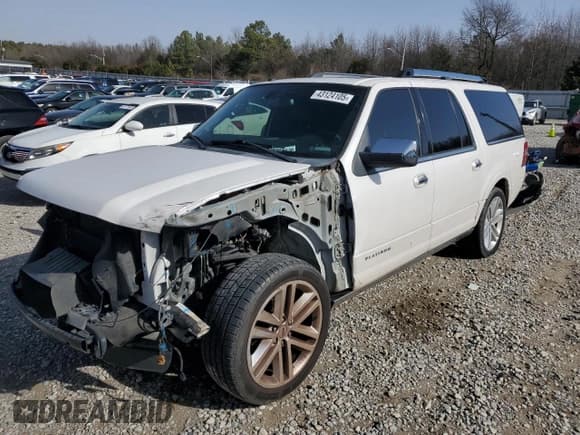 ✅ 2016 Ford Expedition Max Platinum • VIN: 1FMJK1LTXGEF08043 • Lot: 43124105. Listed on Copart with 181,810 mi. Free auction sales archive from the USA and detailed vehicle history report at DreamBid. Image 1.