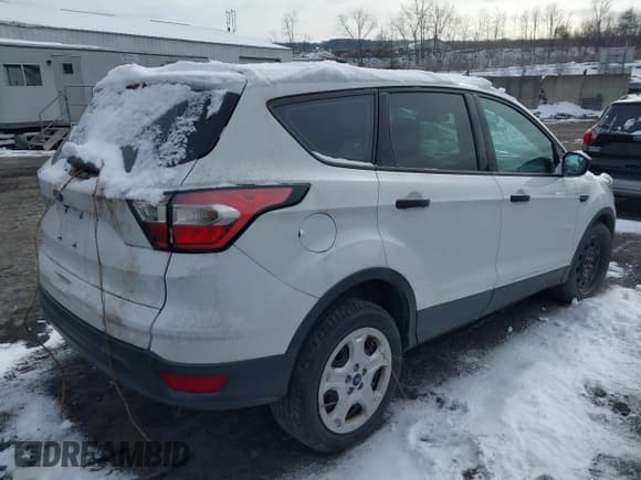 ✅ 2018 Ford Escape S • VIN: 1FMCU0F70JUA36413 • Lot: 43898811. Listed on IAAI with 105,714 mi. Free auction sales archive from the USA and detailed vehicle history report at DreamBid. Image 4.