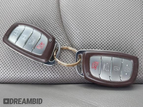 ✅ 2015 Hyundai Sonata Limited • VIN: 5NPE34AF7FH012603 • Лот: 43649885. Опубликован ранее на IAAI с пробегом 168 172 миль. Бесплатный доступ к архиву аукционных продаж из США и подробный отчёт об истории автомобиля на DreamBid. Изображение 11.