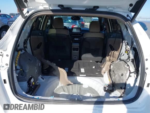 ✅ 2021 Hyundai Tucson Ultimate • VIN: KM8J3CAL6MU323503 • Lot: 41871068. Wystawiony na IAAI z przebiegiem 36 248 mil. Bezpłatny archiwum sprzedaży aukcyjnych z USA i szczegółowy raport historii pojazdu na DreamBid. Zdjęcie 18.