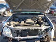 ✅ 2000 Toyota Tundra SR5 • VIN: 5TBRT3412YS104185 • Lot: 43723654. Wystawiony na IAAI z przebiegiem 128 116 mil. Bezpłatny archiwum sprzedaży aukcyjnych z USA i szczegółowy raport historii pojazdu na DreamBid. Zdjęcie 10.