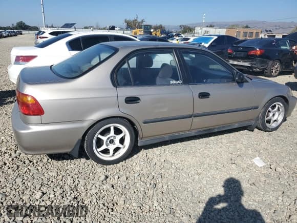 ✅ 2000 Honda Civic DX • VIN: 2HGEJ652XYH520733 • Лот: 90925115. Опубликован ранее на Copart с пробегом 306 723 миль. Бесплатный доступ к архиву аукционных продаж из США и подробный отчёт об истории автомобиля на DreamBid. Изображение 3.