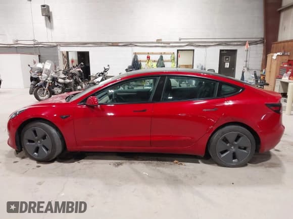 ✅ 2022 Tesla Model 3 • VIN: 5YJ3E1EA3NF102682 • Lot: 43798105. Wystawiony na IAAI z przebiegiem 59 829 mil. Bezpłatny archiwum sprzedaży aukcyjnych z USA i szczegółowy raport historii pojazdu na DreamBid. Zdjęcie 14.