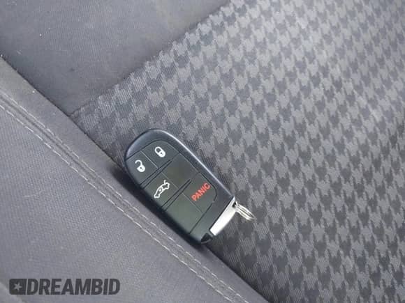 2018 Dodge Challenger R/T Plus с VIN 2C3CDZBT8JH128503, выставлен на аукционе IAAI как лот 43360406 с пробегом 85 465 миль миль и . История ставок и продаж доступна на DreamBid. Изображение 11.