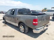 ✅ 2005 Ford F-150 XLT • VIN: 1FTRW12W85FB55154 • Lot: 42968026. Wystawiony na IAAI z przebiegiem 352 163 mil. Bezpłatny archiwum sprzedaży aukcyjnych z USA i szczegółowy raport historii pojazdu na DreamBid. Zdjęcie 3.