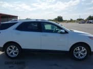✅ 2019 Chevrolet Equinox Premier • VIN: 3GNAXNEVXKS556983 • Lot: 43493927. Wystawiony na IAAI z przebiegiem 98 236 mil. Bezpłatny archiwum sprzedaży aukcyjnych z USA i szczegółowy raport historii pojazdu na DreamBid. Zdjęcie 13.