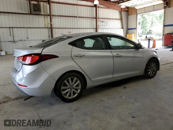 ✅ 2015 Hyundai Elantra SE • VIN: KMHDH4AE6FU299499 • Lot: 68856065. Listed on Copart with 125,186 mi. Free auction sales archive from the USA and detailed vehicle history report at DreamBid. Image 3.