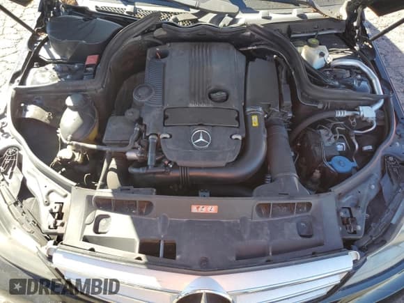 ✅ 2012 Mercedes-Benz C 250 Sport • VIN: WDDGF4HB1CA644377 • Lot: 90781745. Wystawiony na Copart z przebiegiem 153 455 mil. Bezpłatny archiwum sprzedaży aukcyjnych z USA i szczegółowy raport historii pojazdu na DreamBid. Zdjęcie 11.