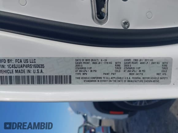 ✅ 2024 Jeep Wagoneer • VIN: 1C4SJUAP4RS160635 • Lot: 41942973. Listed on IAAI with 14,327 mi. Free auction sales archive from the USA and detailed vehicle history report at DreamBid. Image 9.