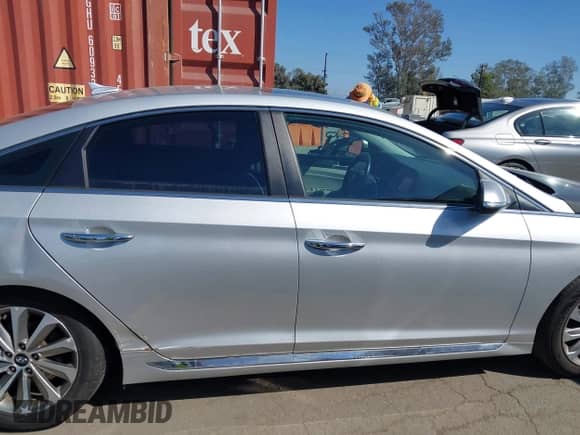 2017 Hyundai Sonata Sport with VIN 5NPE34AF8HH521280, listed as a IAAI auction lot 43405120 with 85,634 mi miles and . Bid and sale history available at DreamBid. Image 14.