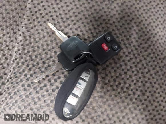 ✅ 2002 Ford F-150 XLT • VIN: 1FTRW08L82KA54349 • Lot: 43530681. Wystawiony na IAAI z przebiegiem Nie podano. Bezpłatny archiwum sprzedaży aukcyjnych z USA i szczegółowy raport historii pojazdu na DreamBid. Zdjęcie 11.