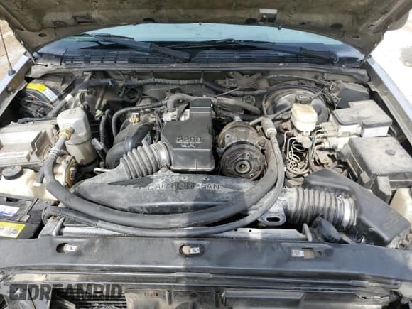 ✅ 1999 Chevrolet S-10 LS • VIN: 1GCCS1448XK165304 • Лот: 46847404. Опубликован ранее на Copart с пробегом 82 632 миль. Бесплатный доступ к архиву аукционных продаж из США и подробный отчёт об истории автомобиля на DreamBid. Изображение 11.