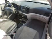 ✅ 2008 Hyundai Accent GS • VIN: KMHCM36C38U058172 • Лот: 63912715. Опубликован ранее на Copart с пробегом 60 314 миль. Бесплатный доступ к архиву аукционных продаж из США и подробный отчёт об истории автомобиля на DreamBid. Изображение 8.