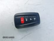 ✅ 2018 Toyota Camry LE • VIN: 4T1B11HK0JU598811 • Lot: 43627817. Listed on IAAI with 43,128 mi. Free auction sales archive from the USA and detailed vehicle history report at DreamBid. Image 11.