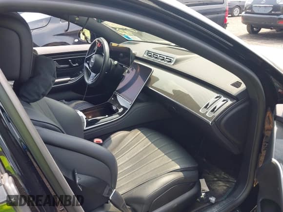 ✅ 2023 Mercedes-Benz S 500 • VIN: W1K6G6DB2PA174201 • Лот: 42464841. Опубликован ранее на IAAI с пробегом 17 669 миль. Бесплатный доступ к архиву аукционных продаж из США и подробный отчёт об истории автомобиля на DreamBid. Изображение 5.