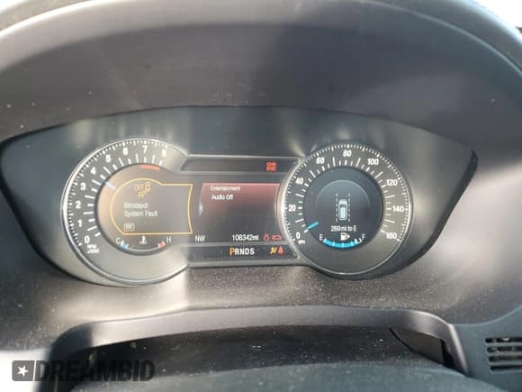 ✅ 2018 Ford Explorer Platinum • VIN: 1FM5K8HT1JGB57280 • Lot: 82574555. Wystawiony na Copart z przebiegiem 106 342 mil. Bezpłatny archiwum sprzedaży aukcyjnych z USA i szczegółowy raport historii pojazdu na DreamBid. Zdjęcie 9.