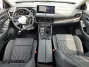 ✅ 2025 Nissan Rogue Platinum • VIN: JN8BT3DD4SW304600 • Lot: 67748615. Listed on Copart with 908 mi. Free auction sales archive from the USA and detailed vehicle history report at DreamBid. Image 8.