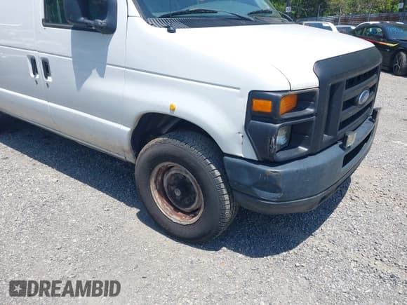 ✅ 2008 Ford Econoline Cargo Commercial • VIN: 1FTNE24W68DA99137 • Lot: 42564203. Listed on IAAI with 336,258 mi. Free auction sales archive from the USA and detailed vehicle history report at DreamBid. Image 6.