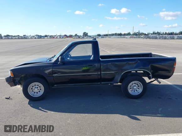 ✅ 1994 Toyota Pickup • VIN: JT4RN81A5R5183586 • Lot: 43734118. Listed on IAAI with 259,243 mi. Free auction sales archive from the USA and detailed vehicle history report at DreamBid. Image 15.
