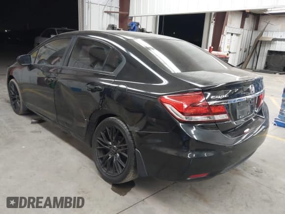 ✅ 2015 Honda Civic SE • VIN: 19XFB2F74FE119285 • Lot: 43412286. Listed on IAAI with 130,282 mi. Free auction sales archive from the USA and detailed vehicle history report at DreamBid. Image 3.