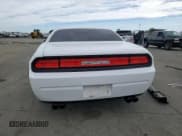 ✅ 2014 Dodge Challenger SXT • VIN: 2C3CDYAG7EH277084 • Lot: 80559344. Wystawiony na Copart z przebiegiem 90 424 mil. Bezpłatny archiwum sprzedaży aukcyjnych z USA i szczegółowy raport historii pojazdu na DreamBid. Zdjęcie 6.